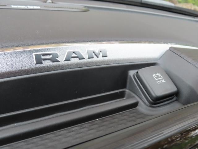 2024 RAM 3500 RAM 3500 LARAMIE CREW CAB 4X4 6'4' BOX